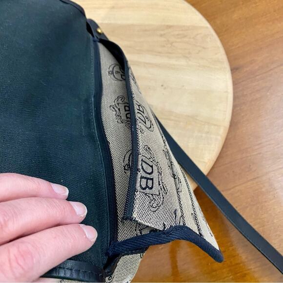 Vintage Dooney Bourke Crossbody Shoulder bag Print Fabric Leather Trim READ - Picture 9 of 16